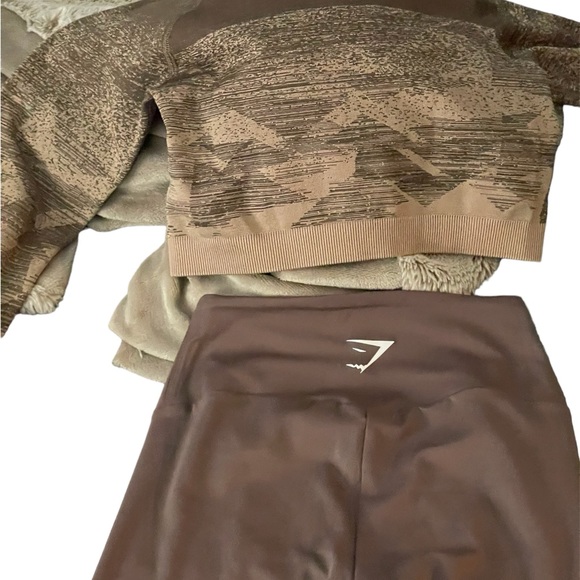 2 for 1 PRICE!! 💋  BNWOT Gymshark Adapt Ombré Crop Top + Seamless tights - Picture 5 of 6